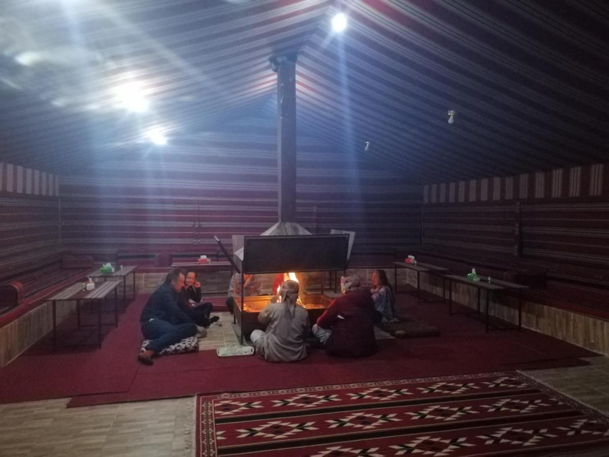 Wadi Rum Local Guide Camp Eksteriør bilde