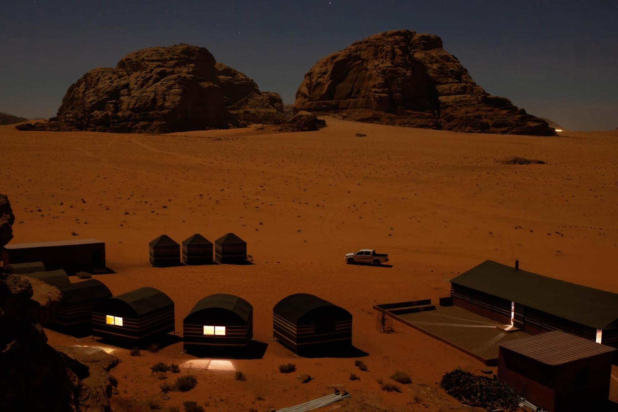 Wadi Rum Local Guide Camp Eksteriør bilde