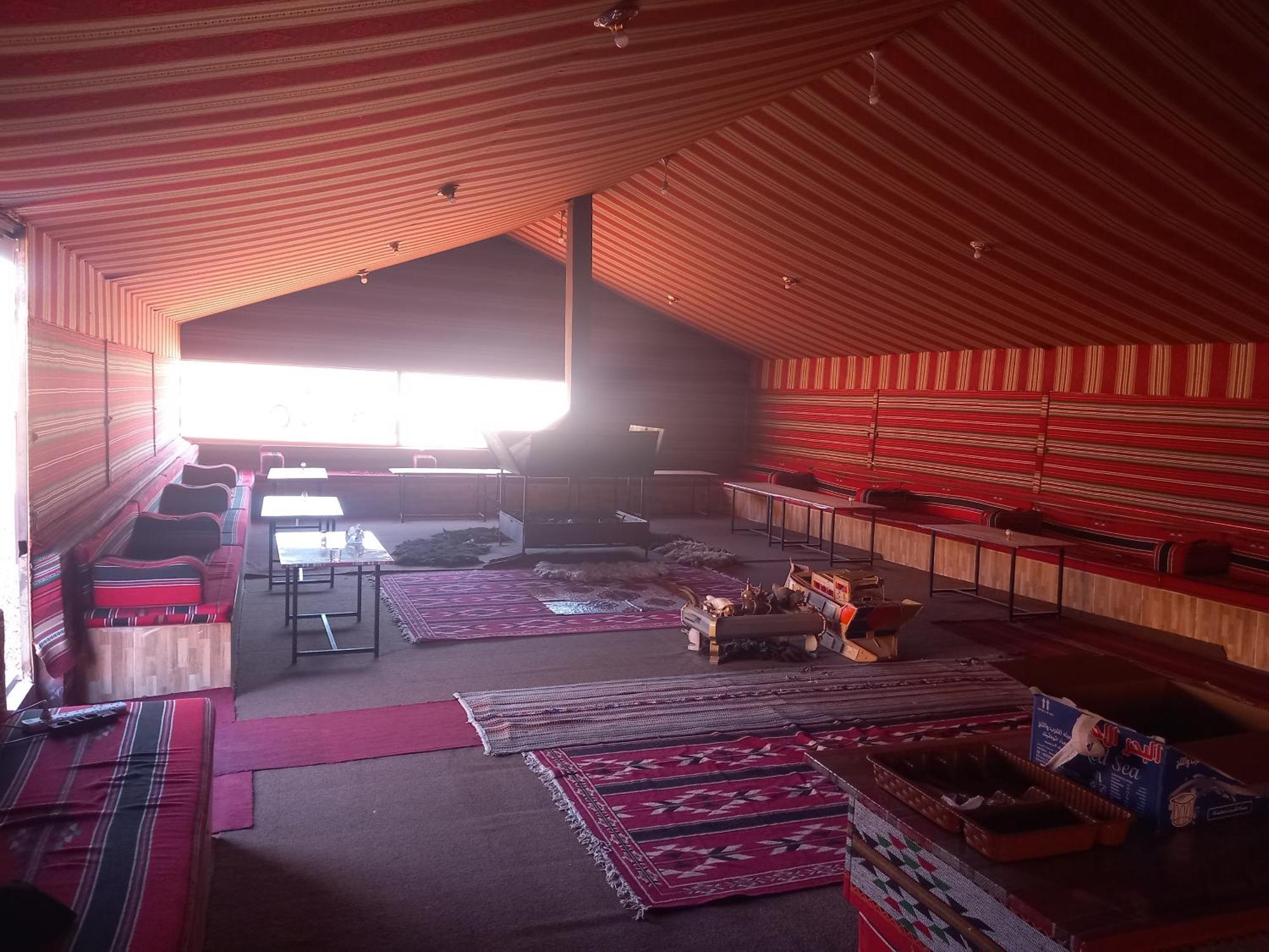 Wadi Rum Local Guide Camp Eksteriør bilde