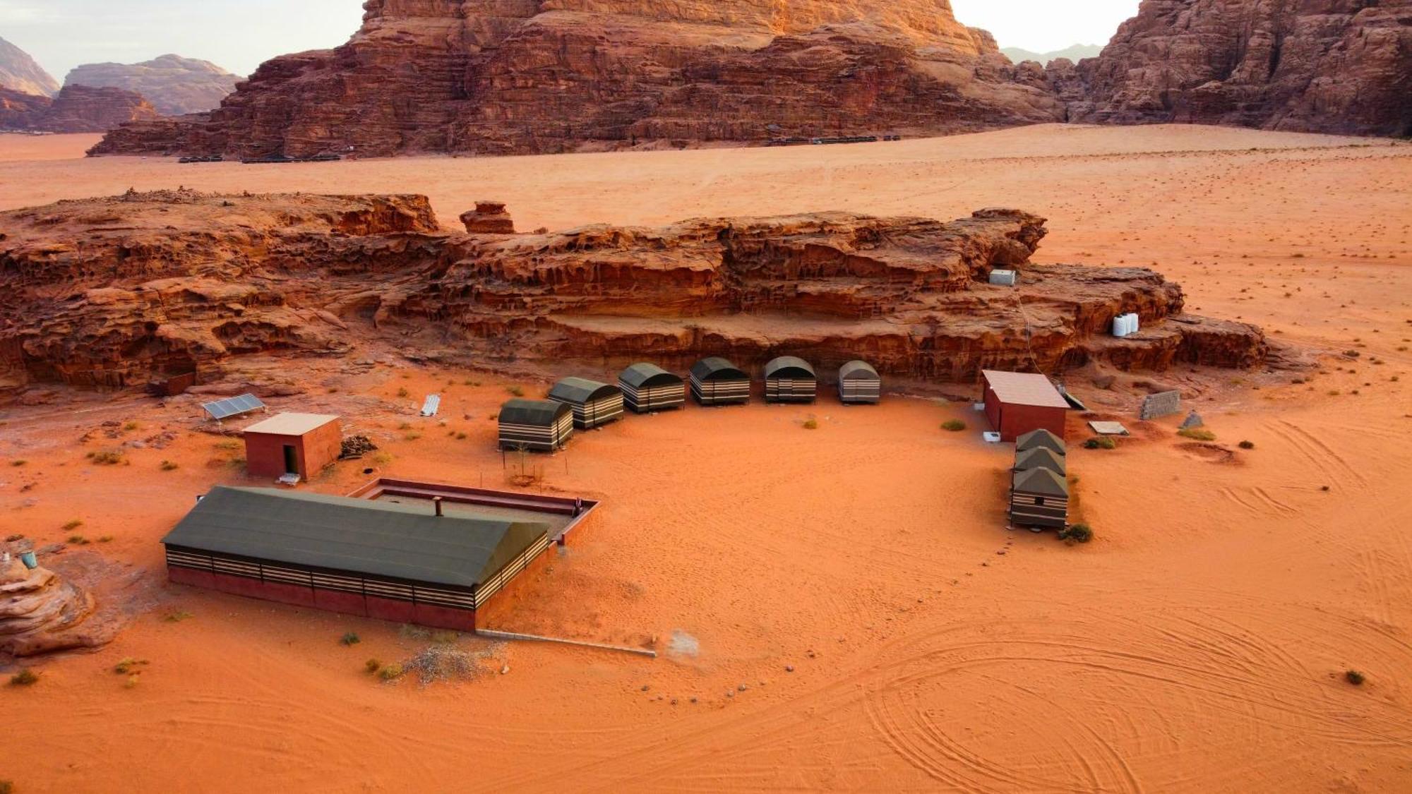 Wadi Rum Local Guide Camp Eksteriør bilde