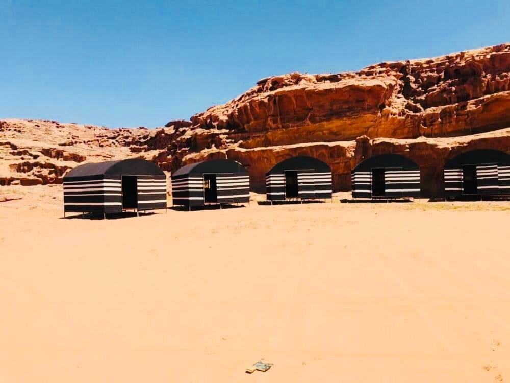 Wadi Rum Local Guide Camp Eksteriør bilde